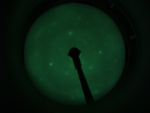 MgAl2O4 - LEED Pattern 225 eV