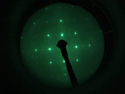 SrTiO<sub>3</sub> - LEED Pattern 150 eV