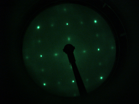 SrTiO<sub>3</sub> (100) - LEED Pattern 40 eV